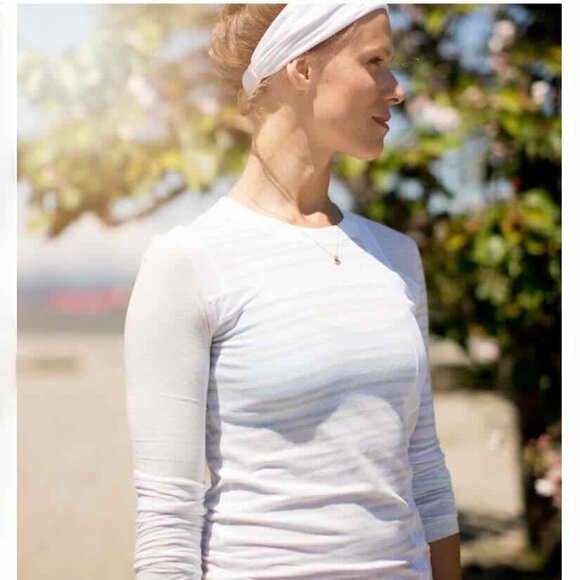 Lululemon Promenade Long Sleeve White Grey Twin Stripe Size 4 Athleisure - Picture 1 of 14